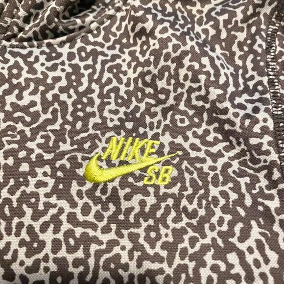 Nike SB Pullover Boys Medium 10-12 Years Hoodie Sweater - Picture 2 of 16